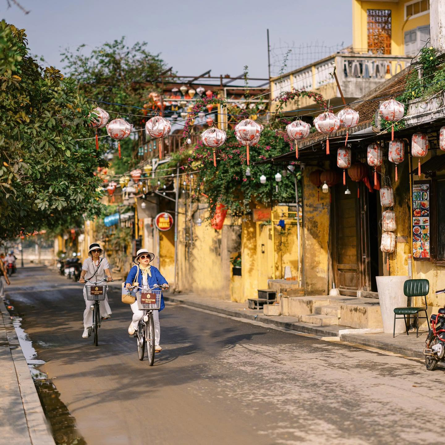 Explore by bicycle